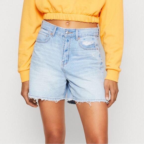 American Eagle Outfitters Pants - AE American Eagle Highest Rise Baggy Shorts Distressed Light Wash Size 18 Grunge